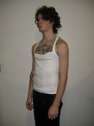 CAMISETA SIN MANGAS MiC