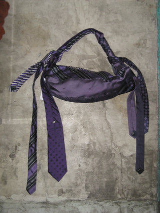 TIE BAG