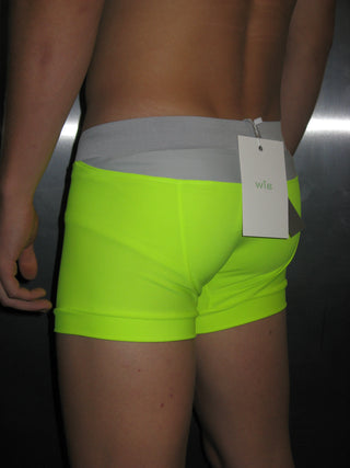 OFFSET MICRO SHORT