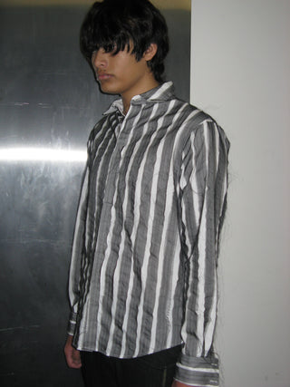 CAMISA SLIM DE ORGANZA DESHILACHADA