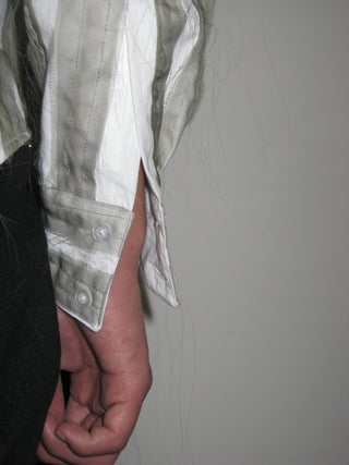 CAMISA SLIM DE ORGANZA DESHILACHADA
