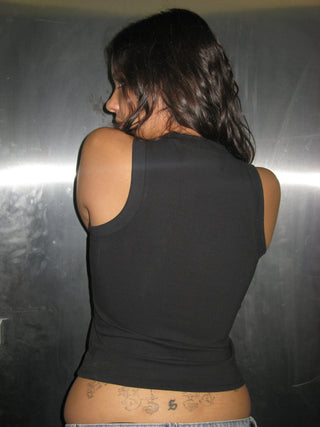 CAMISETA SIN MANGAS SEXUAL