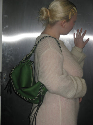 I NEED A BAG