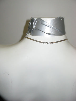 SMALL BUBBLE CROSS NECKLACE