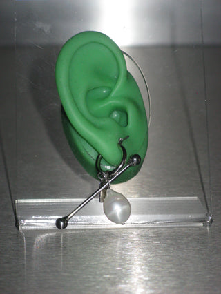 TUTTO CREAM SINGLE EARRING
