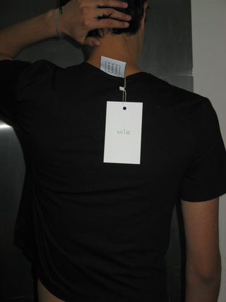 ZIPPER TEE
