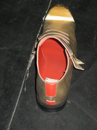 FOLDED POULAINES