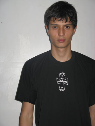 MOVED NECKLINE TEE - ARTE LABORE