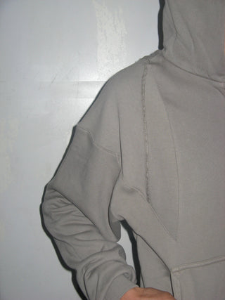 CUT UP SHOULDER HOODIE