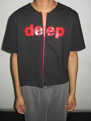 ZIPPER TEE