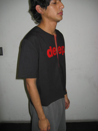 ZIPPER TEE