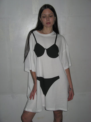 TROMPE L'OEIL TALL TEE