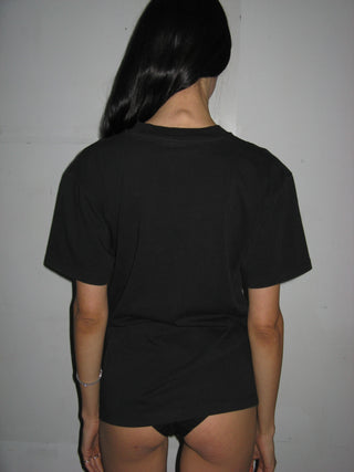 ALL EYES ON ME BELTED T SHIRT