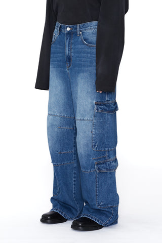 DENIM FLARED CUT CARGO PANTS