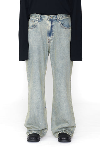 WASHED DISTRESSED EXTENDED  CUT FLARED JEANSDESTORYED