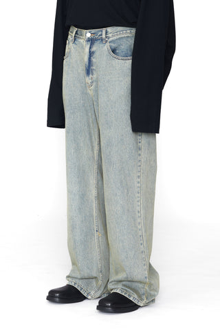 WASHED DISTRESSED EXTENDED  CUT FLARED JEANSDESTORYED